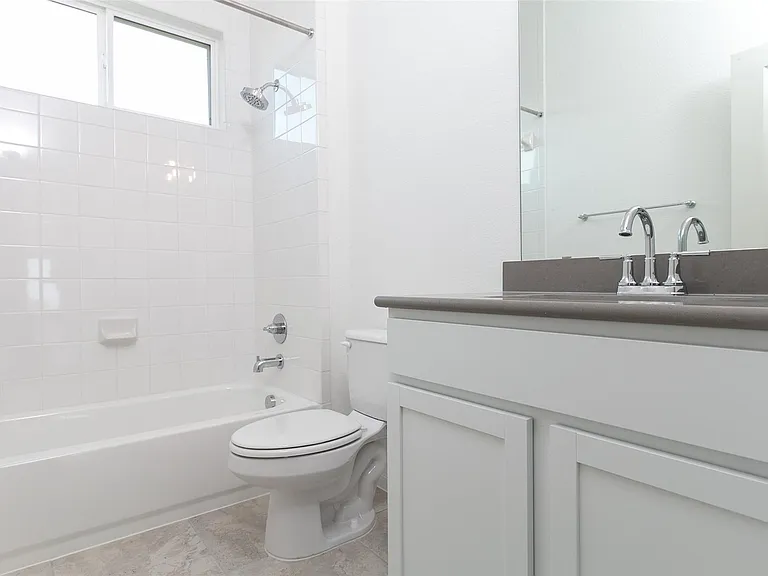 5303 Bruno St — Photo 16