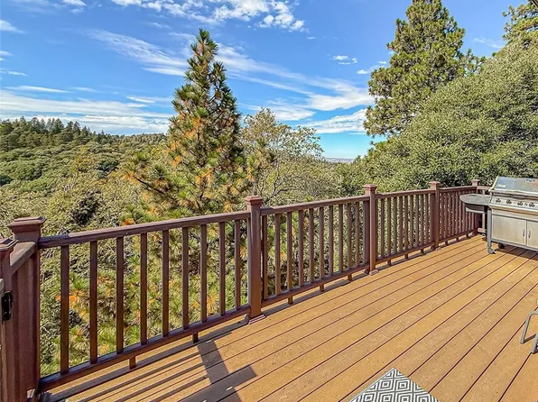 152 Pineridge Rd, Crestline, CA 92325