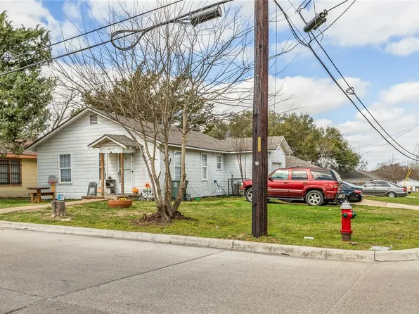 1012 Columbus Ave, Bryan, TX 77803