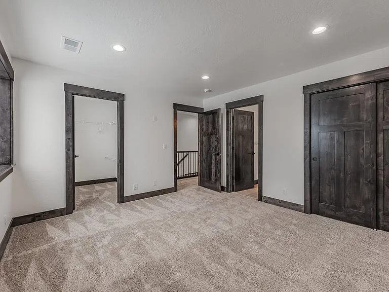 222 E Lobo Loop — Photo 14