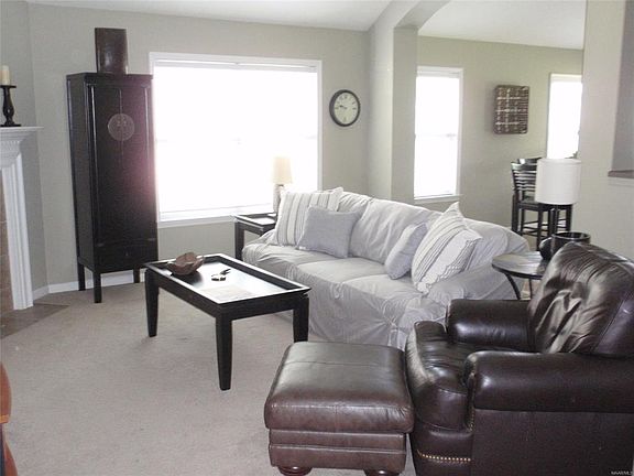 4th image of 536 Glenmede Ln