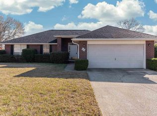 2451 Devine Farm Rd, Cantonment, FL 32533
