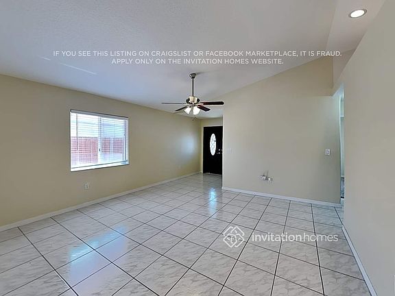 3rd image of 10121 NW 127th Ter