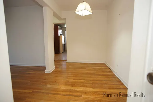 Rented by Norman Raindel, LREB | media 2