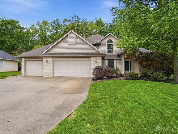 3rd image of 2375 Worthington Dr
