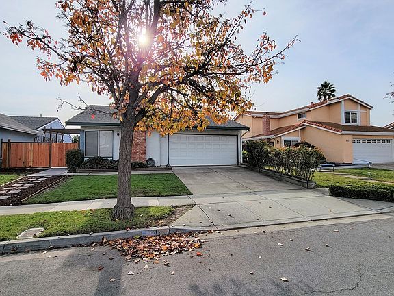 3rd image of 4265 Nerissa Cir