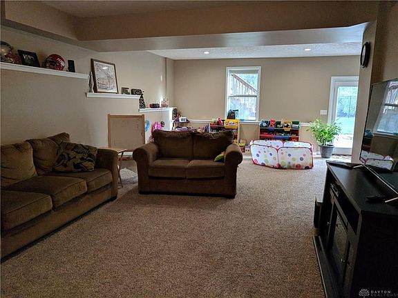 5th image of 530 Moose Ct
