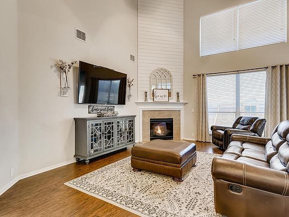 4th image of 461 Sweet Gum Dr