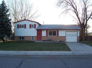 1520 Luna Dr, Fountain, CO 80817