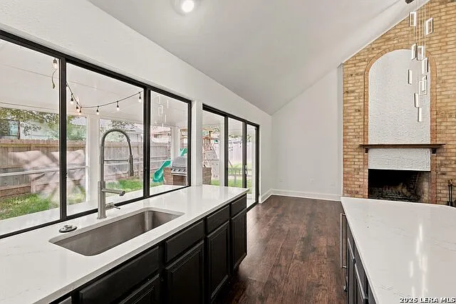 8414 Zodiac Dr — Photo 10