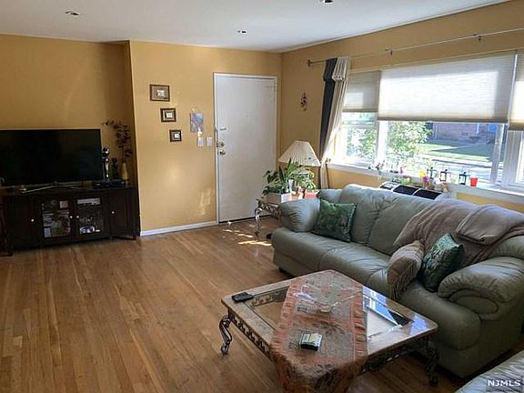 3rd image of 2-38 Virginia Dr #2-38A