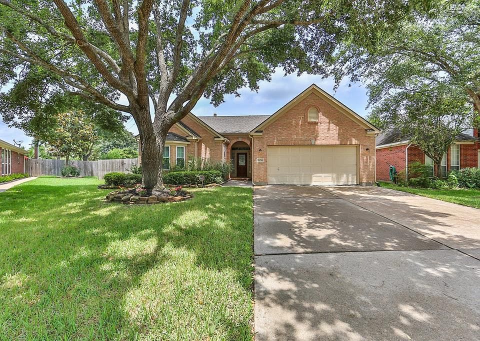 1st image of 20718 Whitevine Way