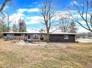 110 Wilton Dr, Troy, MI 48085