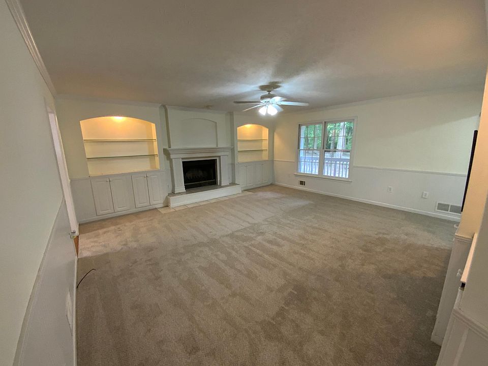 2008 Brooks Rd, Dacula, GA 30019 Zillow