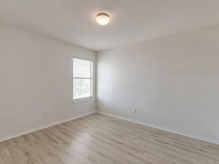 3207 Barksdale Dr — Photo 23