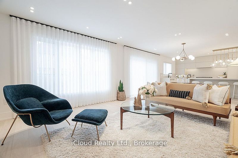 Burlington House for rent - 5 Bedrooms — photo 22