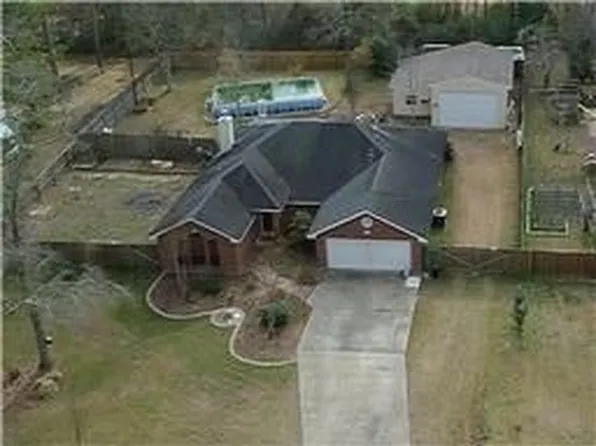 1703 Indian Shores Rd, Crosby, TX 77532