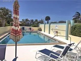 1289 NE Ocean Blvd #5 — Photo 29