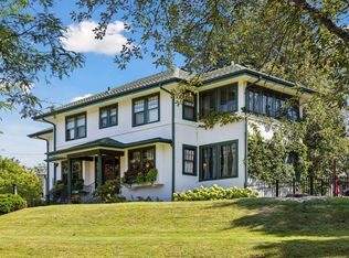 486 Mount Curve Blvd, Saint Paul, MN 55116