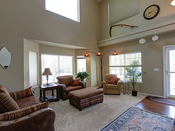 4th image of 20329 E 48th Dr