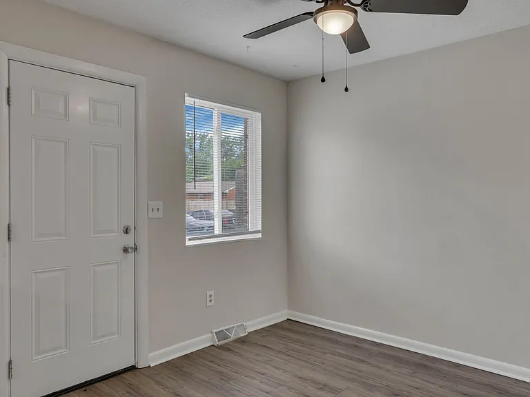 429 Barnett Rd — Photo 12
