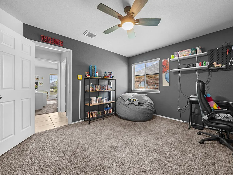 8402 Pleasant Trail Dr — Photo 27