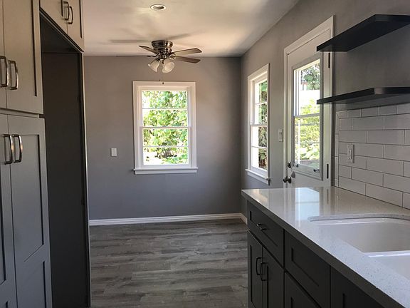 5th image of 12431 Howard St