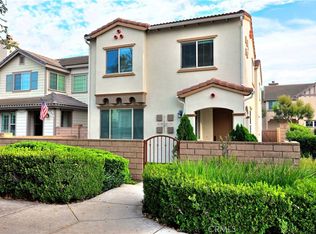 858 Calaveras Way, Corona, CA 92878