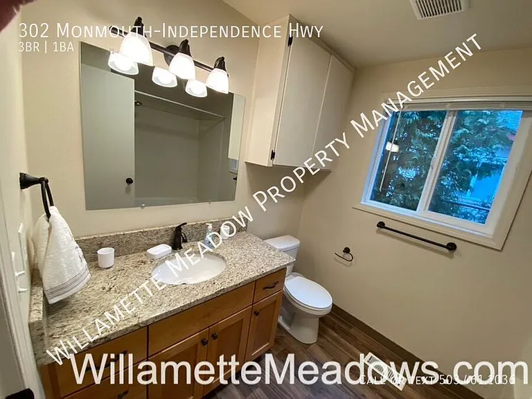 302 Monmouth Independence Hwy — Photo 14