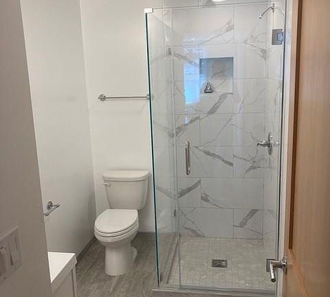 3rd image of 1712 McAllister St #B