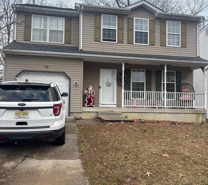 1st image of 24 Oakton Dr