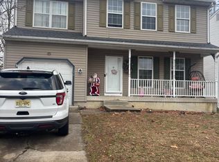 24 Oakton Dr, Atco, NJ 08004