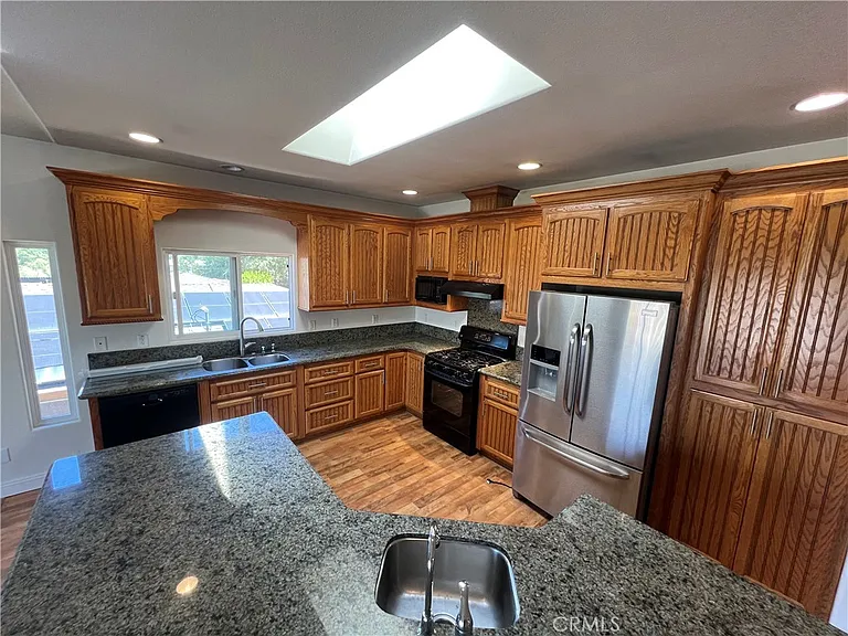 16611 McPherson Ave — Photo 11