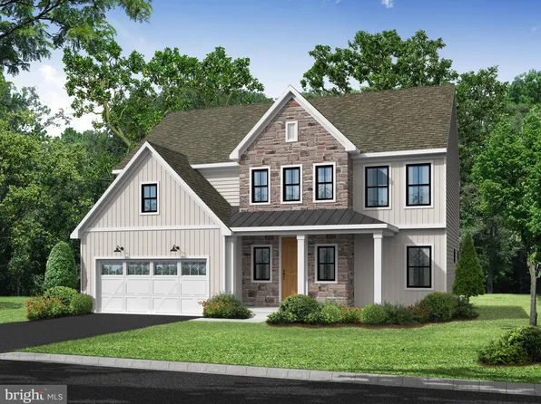 313 Iron Valley Dr, Cornwall, PA 17016