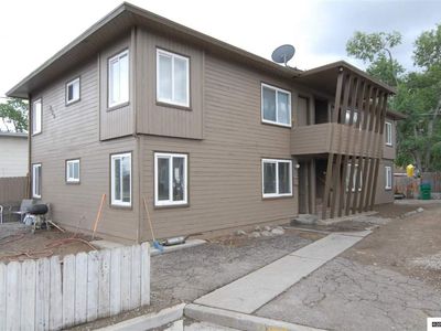 690 Denslowe Dr, Reno, NV, 89512