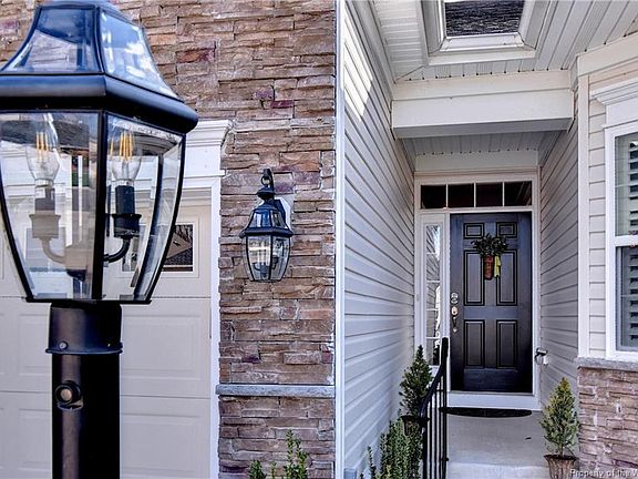2nd image of 4104 Winthrop Cir