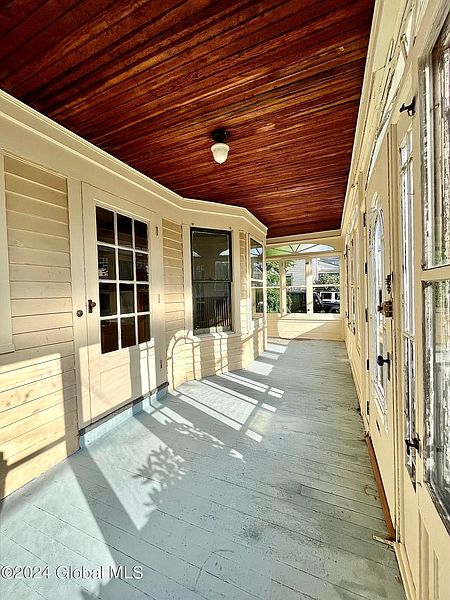 5th image of 14 Sparkill Avenue
