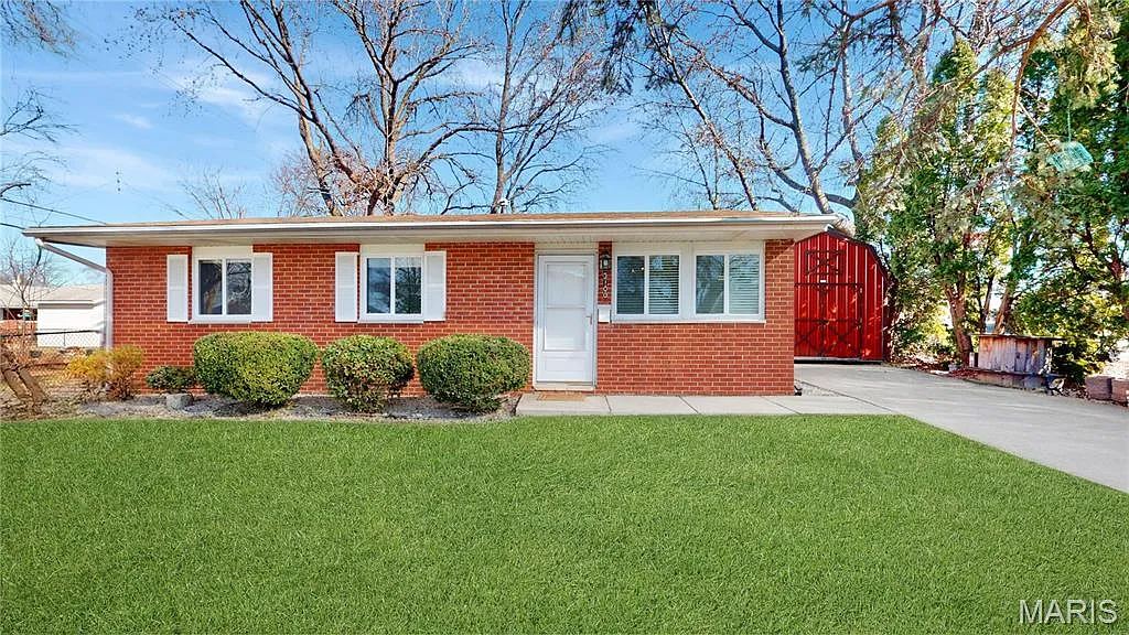 3100 Edgewood Ave photo 1