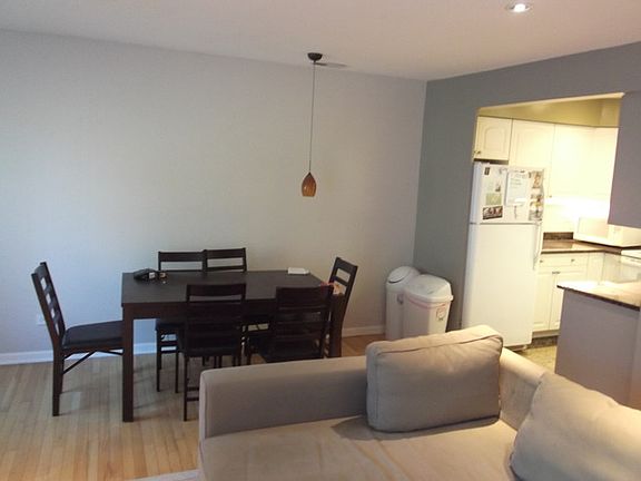 3rd image of 1787 W Algonquin Rd APT 3A