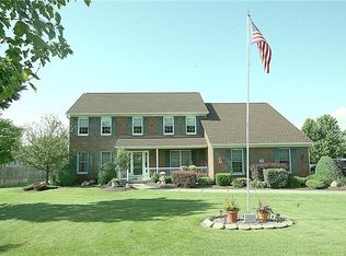 7518 Quaker Rd, Orchard Park, NY 14127