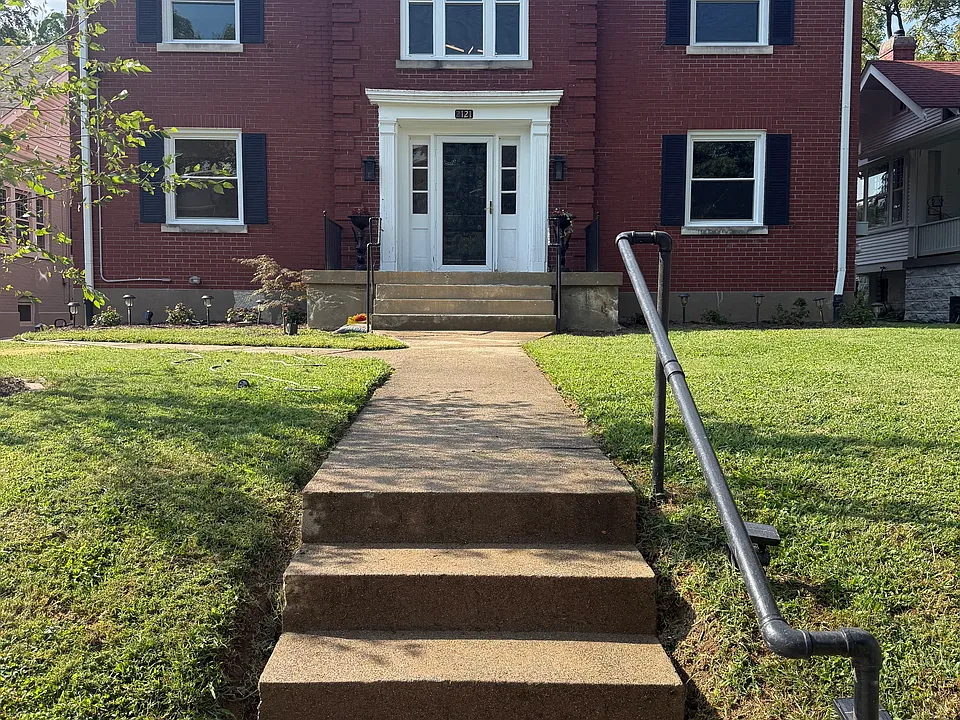 2121 Maryland Ave #1