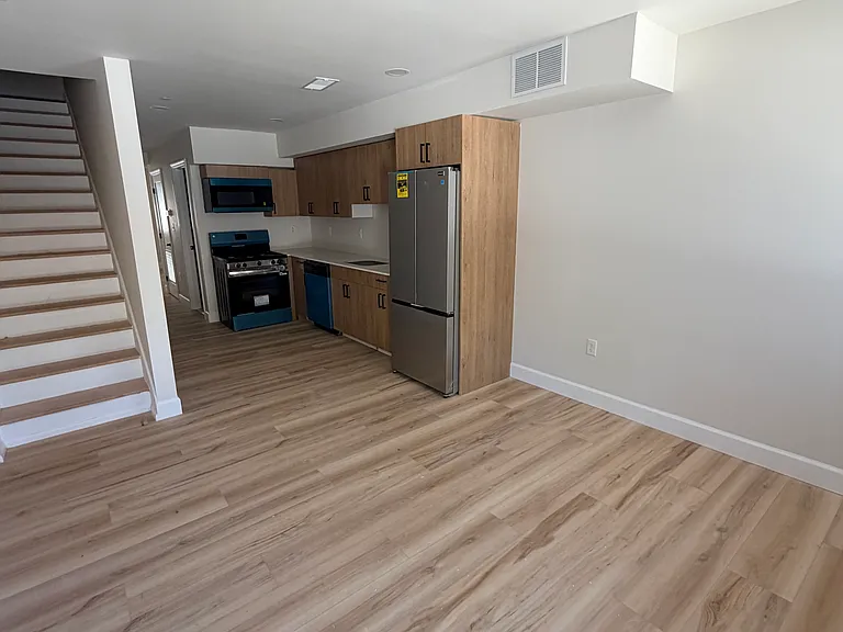 44 Warner St #B11 — Photo 3
