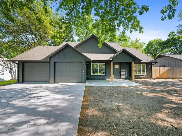 404 Warren Rd, El Dorado, KS 67042