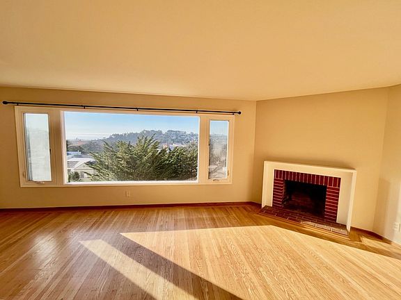 3rd image of 47 Knollview Way
