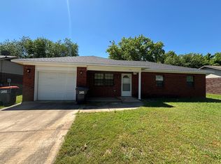 1411 N Pittsburg Ave, Russellville, AR 72801
