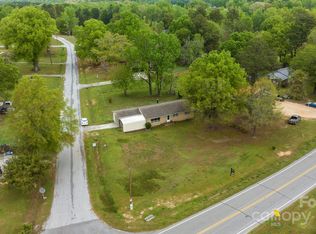 2697 Knotty Pines Dr, Lancaster, SC 29720