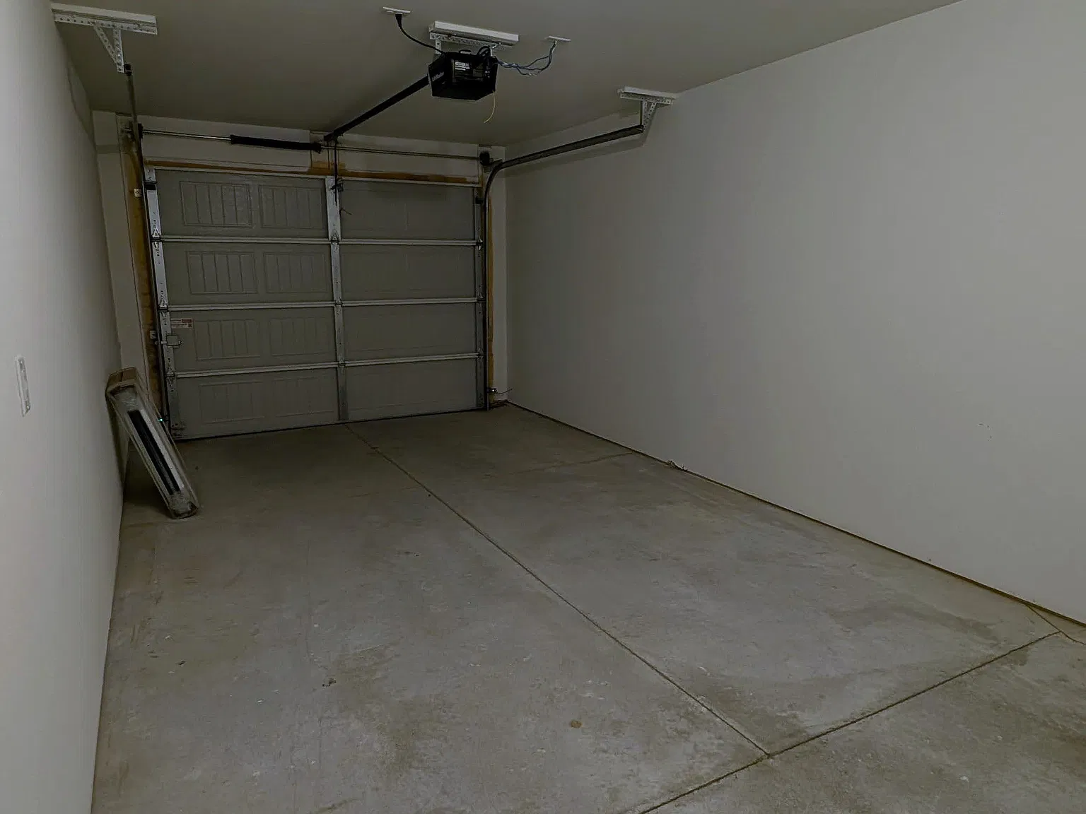 3 bed, 1373 sqft, $1,399 — Photo 3