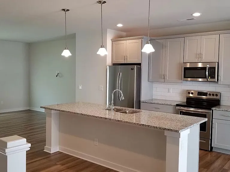 1024 Sharon Towns Dr — Photo 13