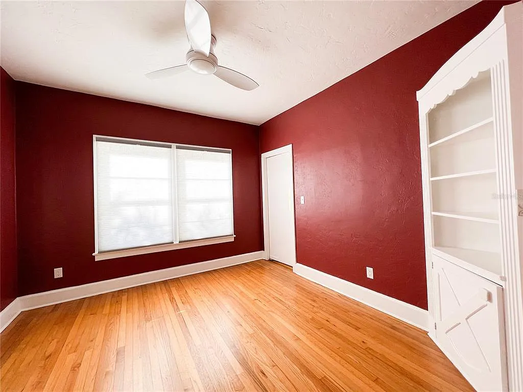 3 bed, 2.0 bath, 1612 sqft, $2,600 — Photo 4