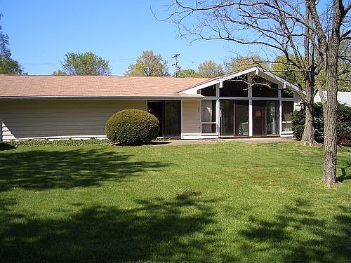 1st image of 30123 Meadowlane Dr